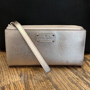 Kate Spade Zipper Wallet - Rose Gold